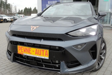 VZ 333 KM 4X4 Navi Matrix Digital Alu 19 Kamery 360 Panorama 2025